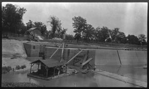 Trinity River: Lock and Dam #7
