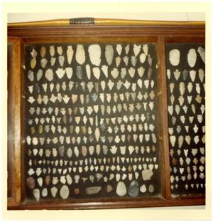 [Indian Arrowheads found in Presidio County]