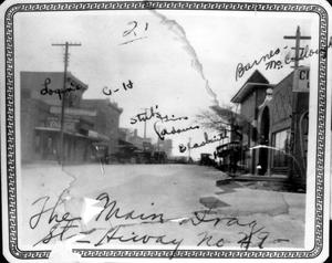 [Main drag in Liberty Hill]