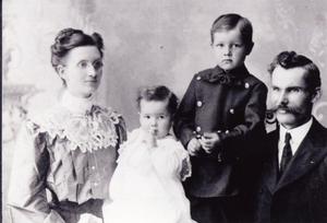 [Group Portrait of Hairfield Family]
