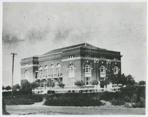 [Brooks County Courthouse Photograph #4]