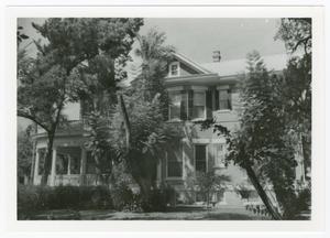 [August C. and Julia Richter Mansion Photograph #11]