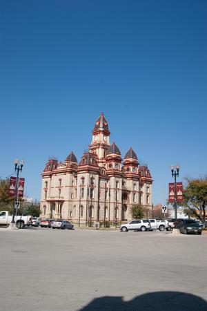 [Exterior of Caldwell County Courthouse]