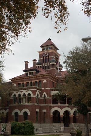 [Exterior of Gonzales County Courthouse]