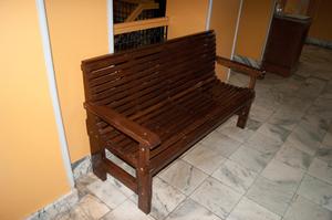 [Photograph of a Slatted Bench]