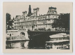 [The City Hall of Paris]