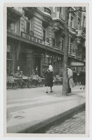 [Sidewalk Cafe in Paris]