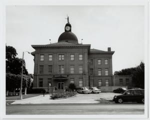 [Bee County Courthouse Photograph #4]