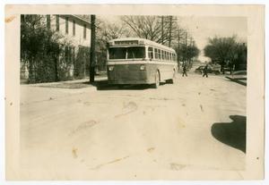 [Photograph of Bus at 6th and Marsalis in Dallas]