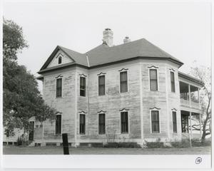 Primary view of object titled '[W. J. "Ed" and Mary Elizabeth Lott House Photograph #4]'.