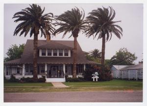 [Cates-Price House Photograph #2]