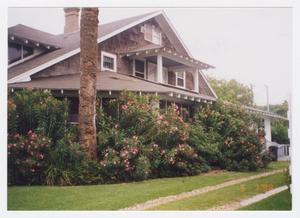 [Cates-Price House Photograph #4]