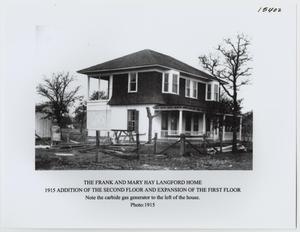 Primary view of object titled '[Benjamin Franklin and Mary Hay Langford, Jr. Home Photograph #6]'.