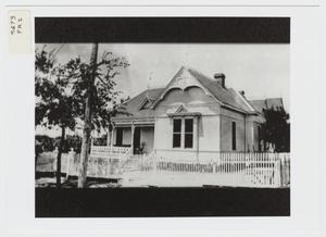 Primary view of object titled '[Edna J. Moore Seaholm House Photograph #1]'.