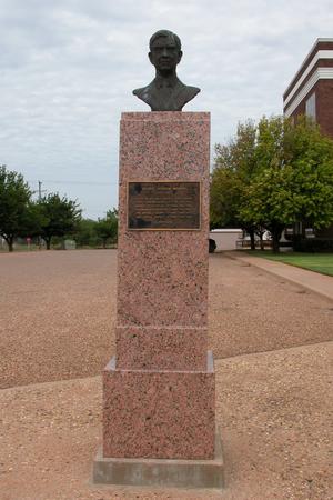 Primary view of object titled 'George Herman Mahon monument'.