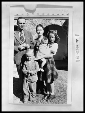 Primary view of object titled 'Cliff Berry Family'.