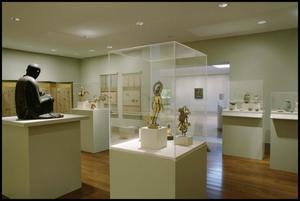 Dallas Museum of Art Installation: Asian Art [Photograph DMA_90014-09]