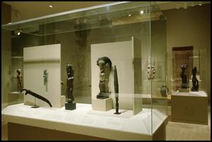 Dallas Museum of Art Installation: Arts of Africa, Asia and Pacific [Photograph DMA_90008-84]