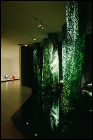 Dale Chihuly: Installations 1964-1994 [Photograph DMA_1502-38]