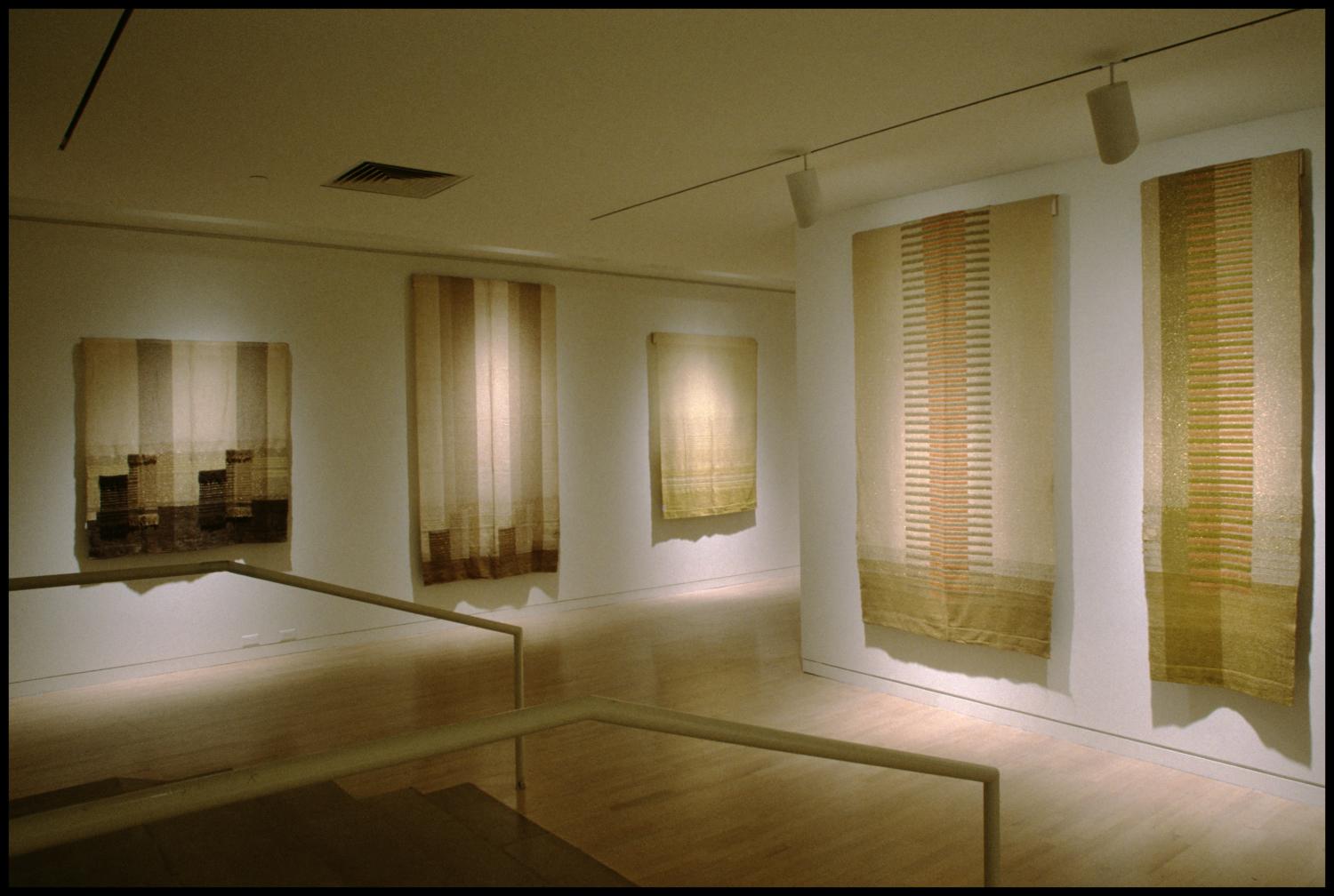 Dallas Museum of Art Installation: American Art and American Decorative Arts, 1998 [Photograph DMA_90011-08]
                                                
                                                    [Sequence #]: 1 of 1
                                                