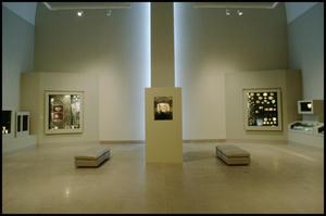 Dallas Museum of Art Installation: Museum of the Americas, 1993 [Photograph DMA_90004-041]