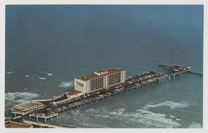 Primary view of object titled '[Postcard of Flagstaff Hotel at Galveston Island]'.