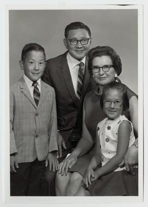 [Portrait of Dr. Kim and Family]