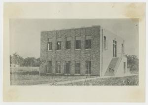[Photograph of Lutheran Concordia College Building]