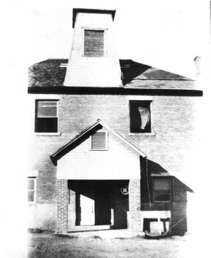Hurst School, 1940 (close-up of front of school)