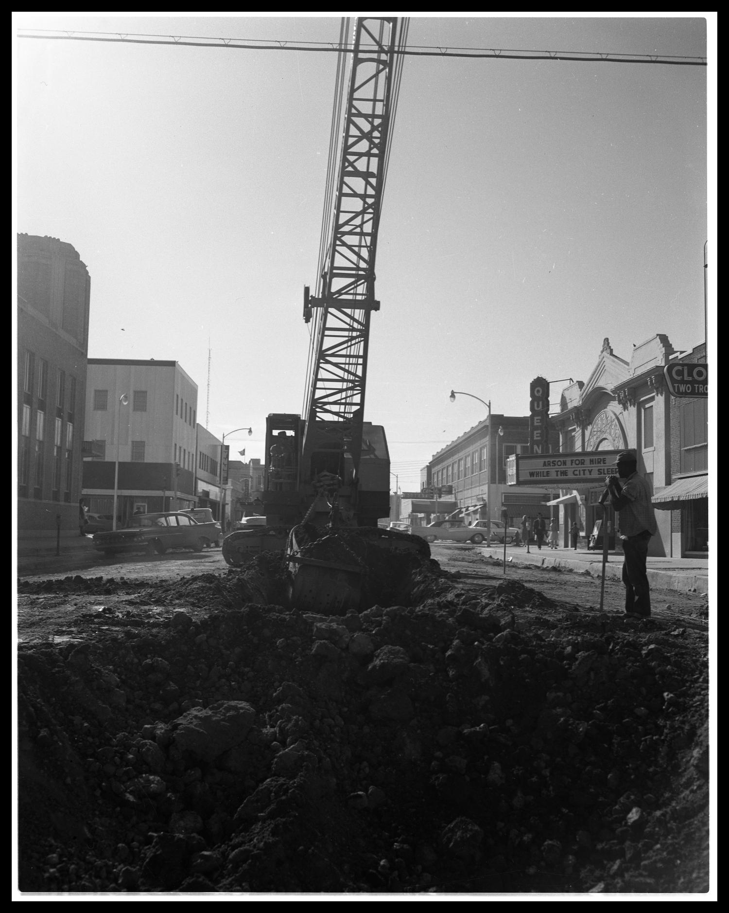 Laying Storm Sewers in Downtown Abilene
                                                
                                                    [Sequence #]: 1 of 1
                                                