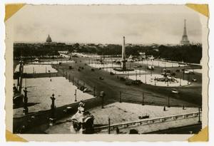 [Photograph of Place de la Concorde]