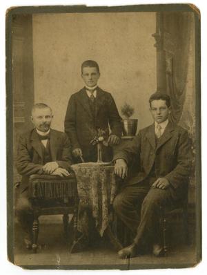 Primary view of object titled '[Lauritz, Niels, and Otto Lauritzen 2]'.