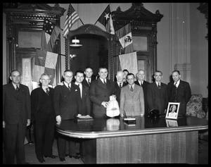 [Governor W. Lee O'Daniel and Vernon Chamber of Commerce]