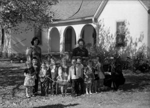 Primary view of [Children's Class Outside First United Methodist Church]