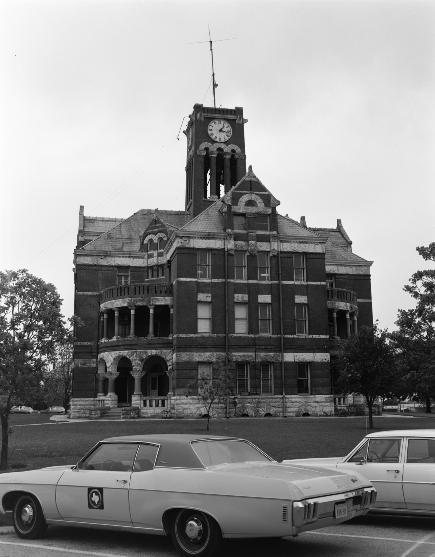[Lee County Courthouse, (Northwest oblique)]
                                                
                                                    [Sequence #]: 1 of 1
                                                