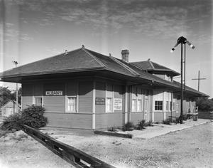 [Texas Central (Missouri-Kansas-Texas) Railway Depot]