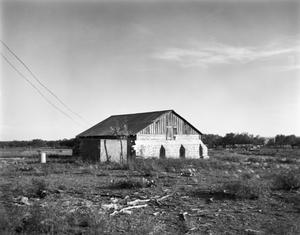 Primary view of object titled '[Fred Taylor Barn, (Southeast)]'.