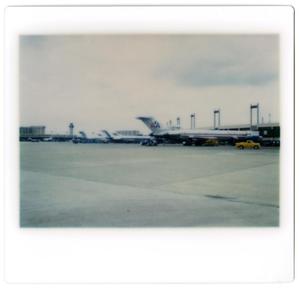 [Dallas/Fort Worth Airport : Airplanes at Gates]