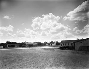 [Fort Clark, (View to West from barns and commissary)]