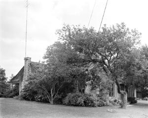 [Davis House, (Southwest oblique, Camera facing Northeast)]