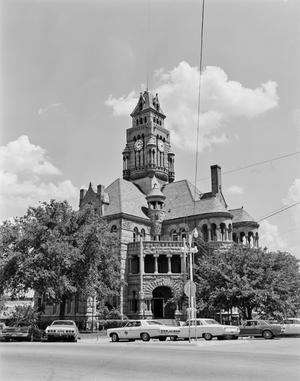[Wise County Courthouse, (Northwest oblique)]