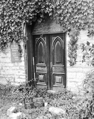 [Saint Lukes Episcopal Church, (Entrance detail)]