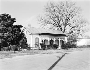 [P.O. Elzner House, (Front oblique)]