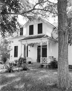 [M.W. Lindermann House, (Front detail)]