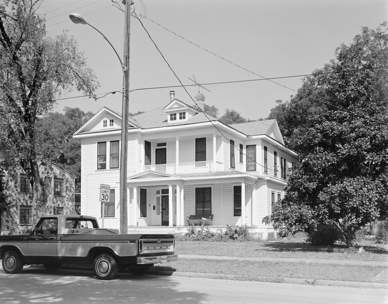[Historic Property, Photograph THC_15-1313]
                                                
                                                    [Sequence #]: 1 of 1
                                                