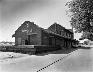 Primary view of object titled '[Santa Fe Railroad Station, (Northwest oblique)]'.