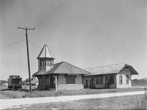 [Dickinson Railroad Station/Museum, (Northwest oblique)]