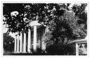 [Photograph of Fine Arts Building at Howard Payne College]