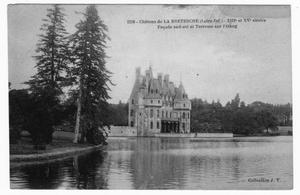 [Postcard of Castle with Terrace on Pond]