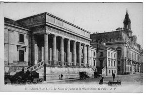 [Postcard of the Palace of Justice]